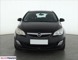 Opel Astra 2011 1.6 113 KM