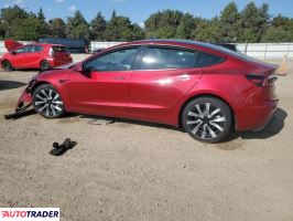 Tesla Model 3 2025