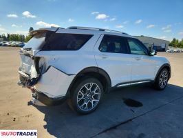 Ford Explorer 2025 3
