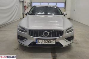 Volvo V60 2020 2.0 197 KM