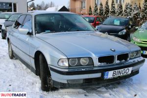 BMW 740 1998 4.4 286 KM