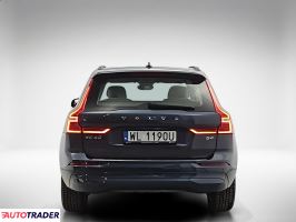 Volvo XC60 2022 2.0 197 KM