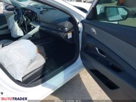 Hyundai Elantra 2025 1