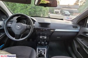 Opel Astra 2008 1.6 115 KM