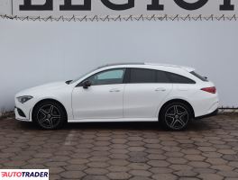 Mercedes Pozostałe 2023 1.3 214 KM