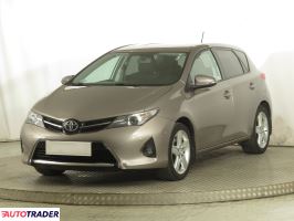 Toyota Auris 2013 1.6 130 KM