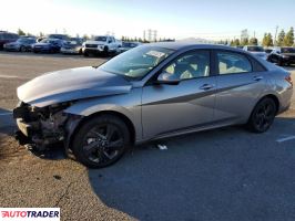 Hyundai Elantra - zobacz ofertę