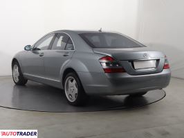 Mercedes S-klasa 2007 5.5 382 KM