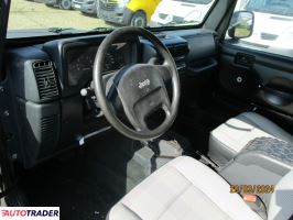 Jeep Wrangler 2005 4 176 KM