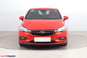 Opel Astra 2018 1.4 147 KM