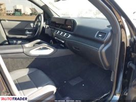 Mercedes GL 2024 2 Mercedes GL 2024 2