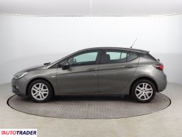 Opel Astra 2018 1.4 123 KM