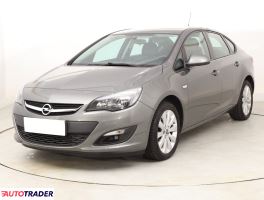 Opel Astra 2018 1.4 138 KM