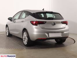 Opel Astra 2018 1.4 147 KM