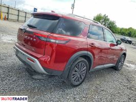 Nissan Pathfinder 2022 3