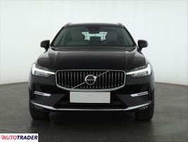 Volvo XC60 2022 2.0 194 KM
