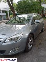 Opel Astra 2011 1.7 110 KM