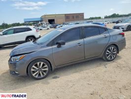 Nissan Versa 2020 1