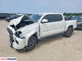 Toyota Tacoma - zobacz ofertę