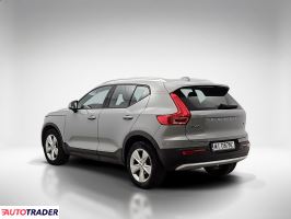 Volvo XC40 2023 1.5 129 KM