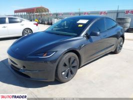 Tesla Model 3 2024