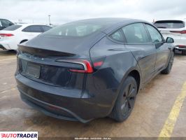 Tesla Model 3 2024