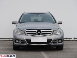 Mercedes C-klasa 2012 2.1 134 KM