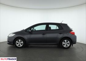 Toyota Auris 2011 1.3 97 KM