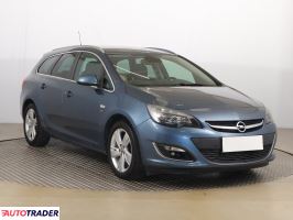 Opel Astra 2013 1.4 138 KM