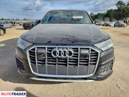 Audi Q7 2021 3