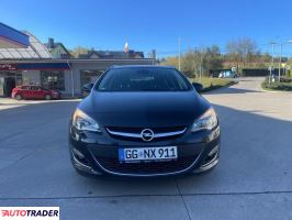 Opel Astra 2013 1.4 140 KM