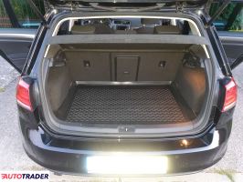 Volkswagen Golf 2015 1.6 110 KM