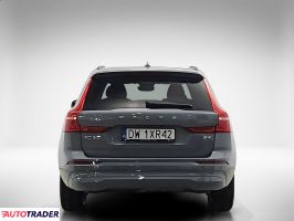 Volvo XC60 2023 2.0 197 KM