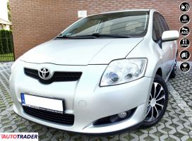 Toyota Auris 2010 1.3 105 KM Toyota Auris 2010 1.3 105 KM