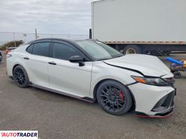 Toyota Camry 2020 3