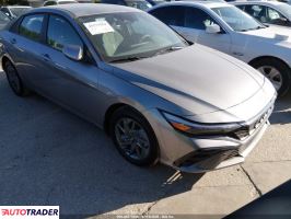 Hyundai Elantra 2025 1