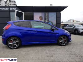Ford Fiesta 2015 1.6 182 KM