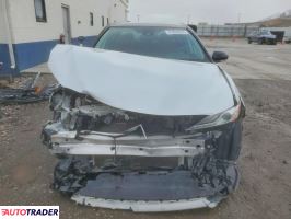 Toyota Camry 2020 3
