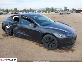 Tesla Model 3 2025