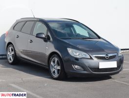 Opel Astra 2011 1.6 113 KM