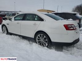 Ford Taurus 2019 3