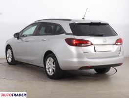 Opel Astra 2017 1.6 108 KM