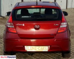Hyundai i30 2012 1.6 90 KM Hyundai i30 2012 1.6 90 KM