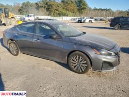 Nissan Altima 2025 2