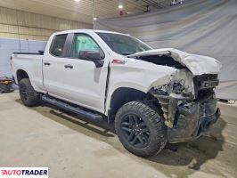 Chevrolet Silverado 2020 5