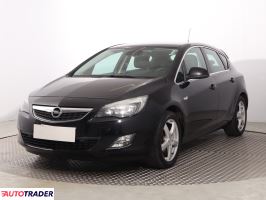 Opel Astra 2010 1.4 138 KM