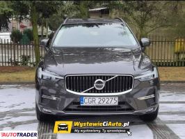 Volvo XC60 2021 2.0 197 KM