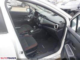 Nissan Versa 2020 1