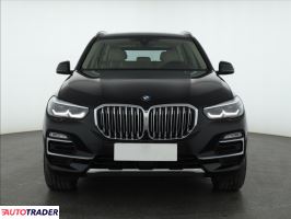 BMW X5 2019 3.0 335 KM
