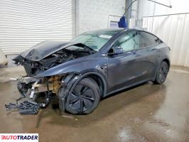 Tesla Model Y 2026